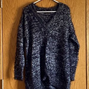 Rock & Republic Women’s Black Shimmer Sweater